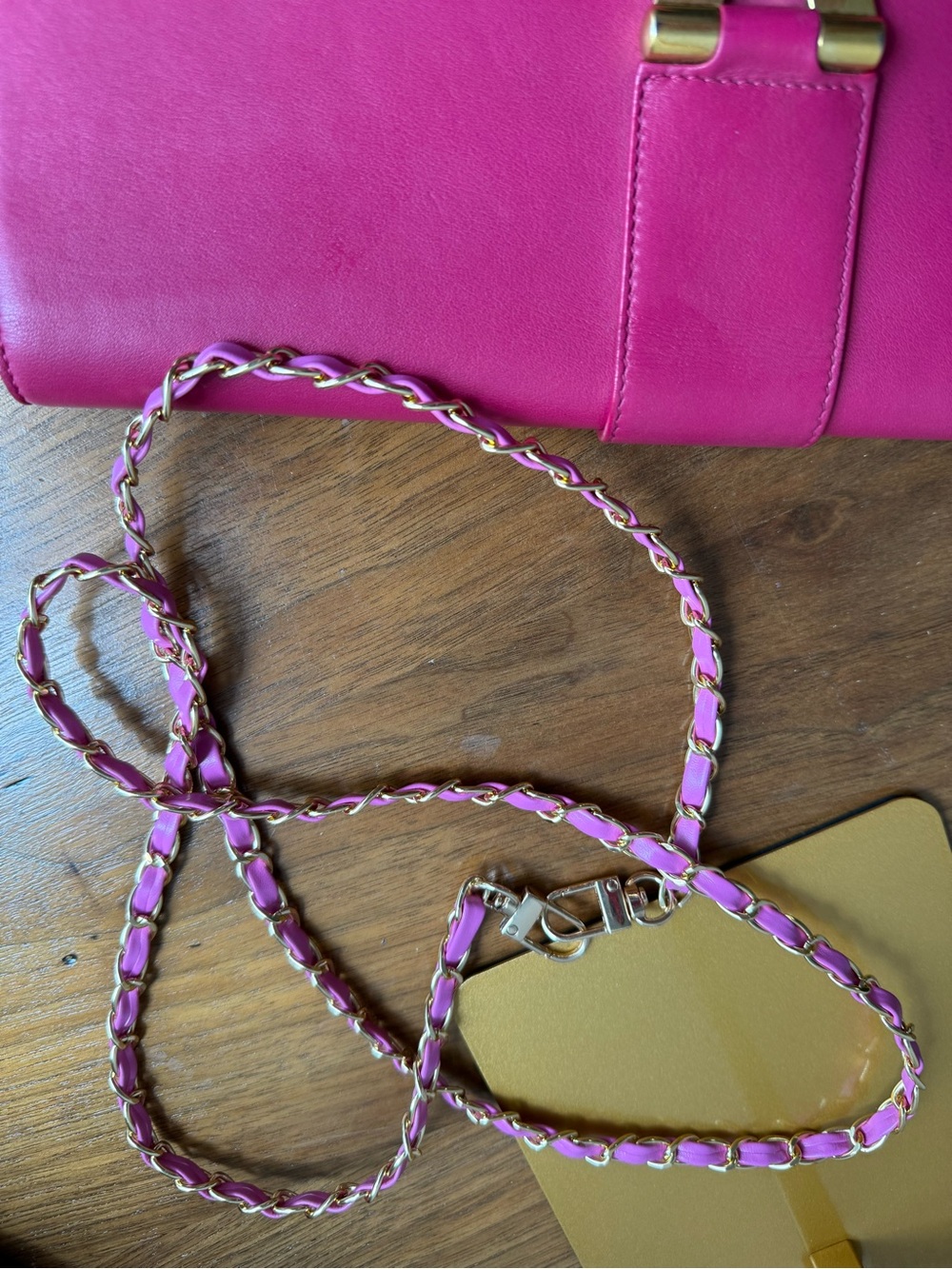Yves Saint Laurent calfskin Classic Y Ligue clutch in Fuchsia authenticated - Picture 4 of 12